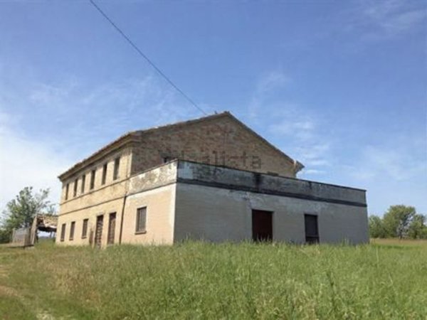 casale in vendita a Belvedere Ostrense