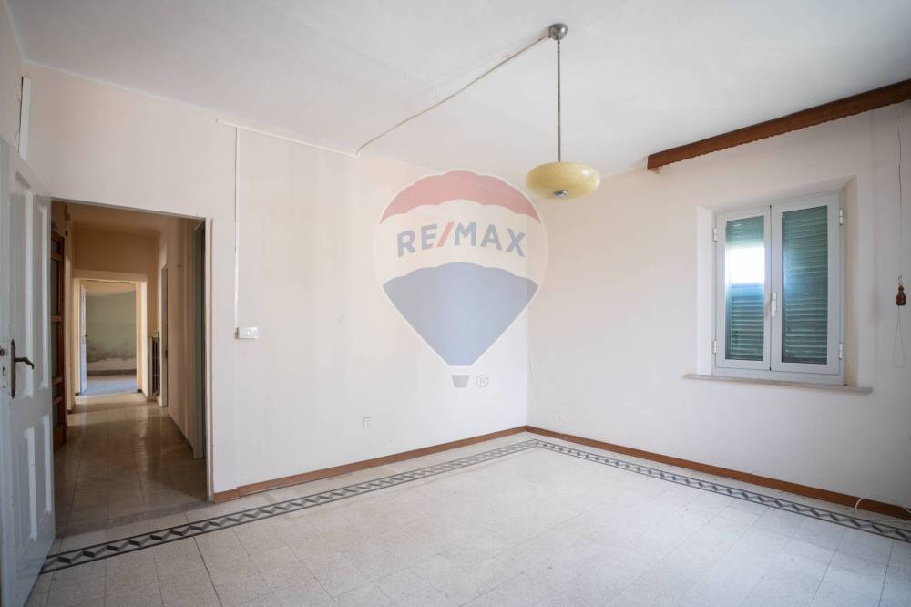 casa indipendente in vendita a Belvedere Ostrense