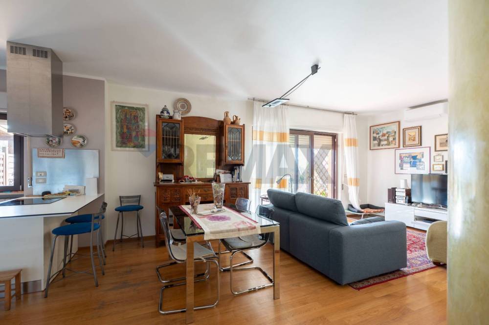 casa indipendente in vendita a Belvedere Ostrense