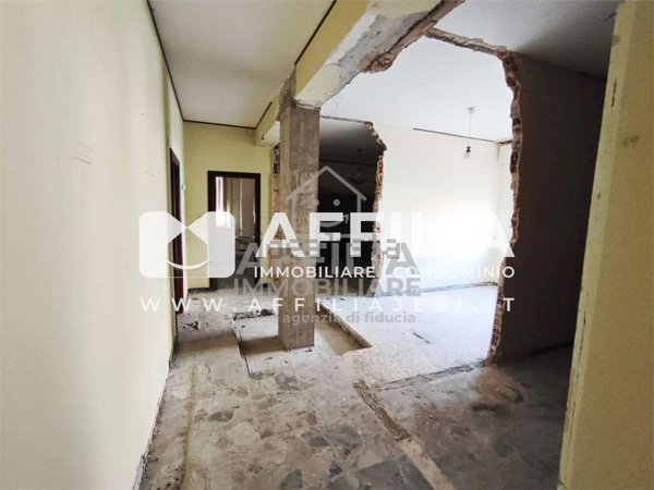casa indipendente in vendita a Belvedere Ostrense