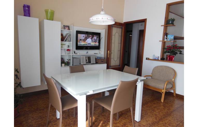 casa indipendente in vendita a Belvedere Ostrense