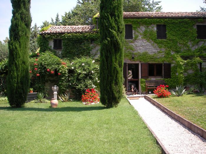 pentavano in vendita a Belvedere Ostrense