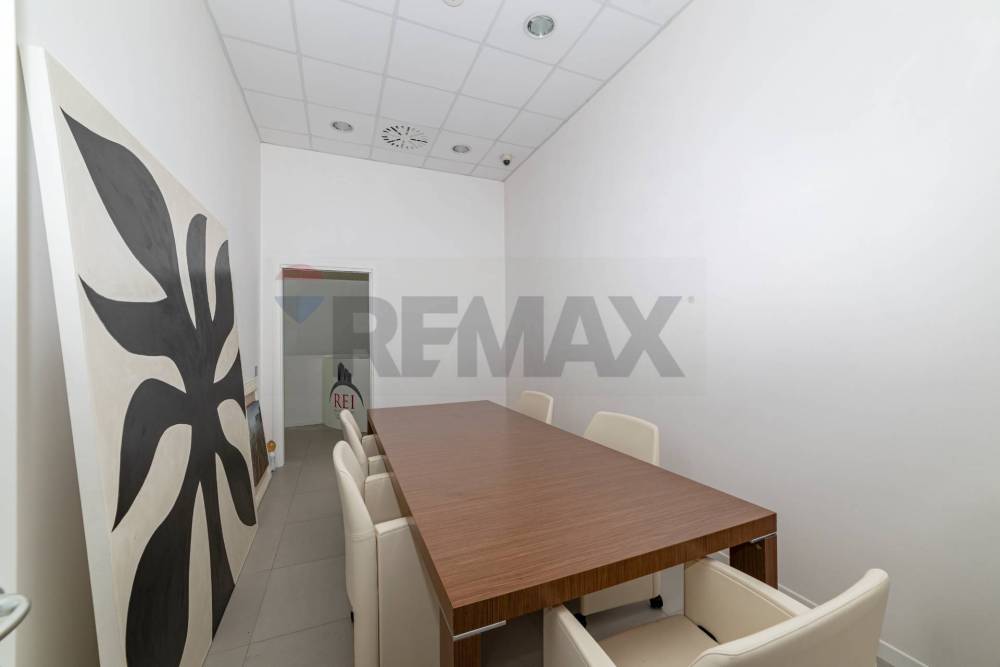 ufficio in vendita a Belvedere Ostrense