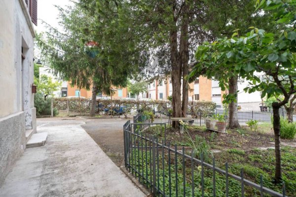 casa indipendente in vendita a Belvedere Ostrense