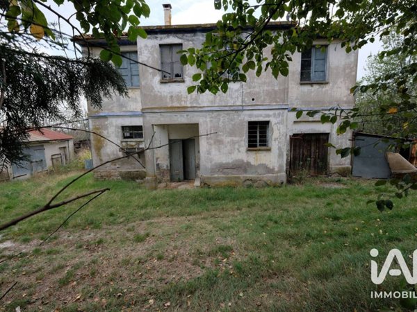 casale in vendita a Belvedere Ostrense