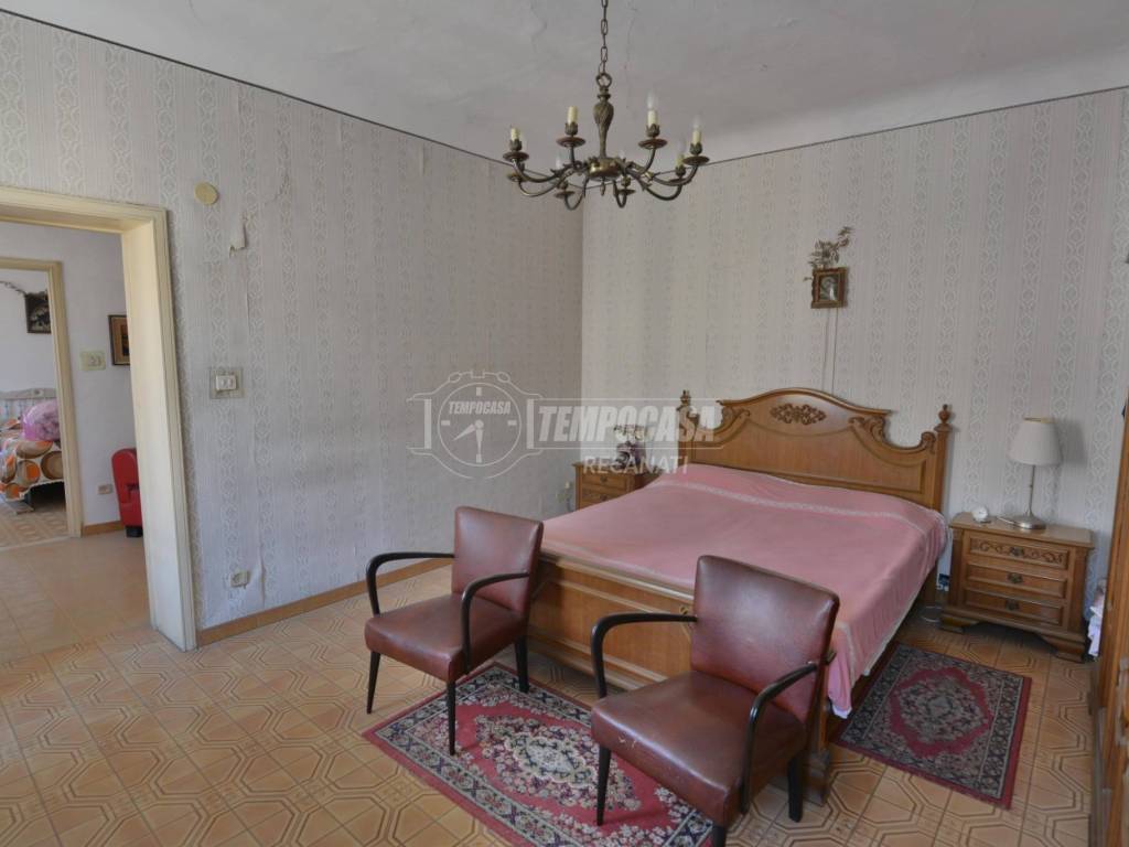 casa indipendente in vendita a Camerano