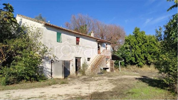 casa indipendente in vendita a Camerano