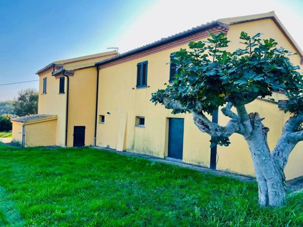 casa indipendente in vendita a Camerano in zona San Germano