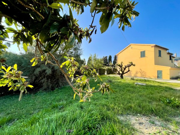 casa indipendente in vendita a Camerano in zona San Germano