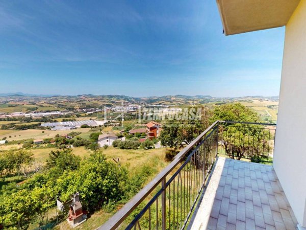 appartamento in vendita a Camerano