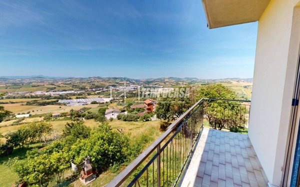 appartamento in vendita a Camerano