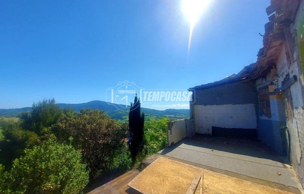 casa indipendente in vendita a Camerano