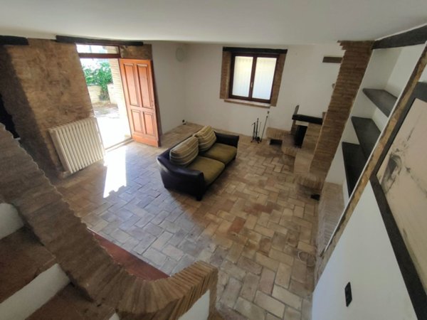 casa indipendente in vendita a Camerano