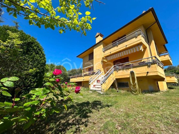 casa indipendente in vendita a Camerano in zona San Germano