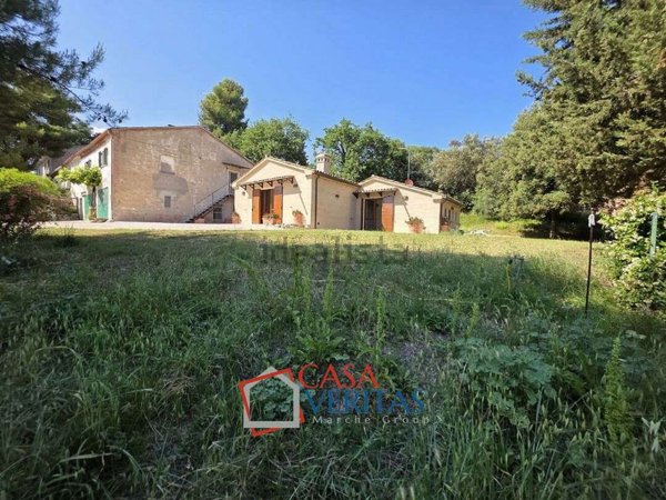 casa indipendente in vendita a Camerano in zona San Germano