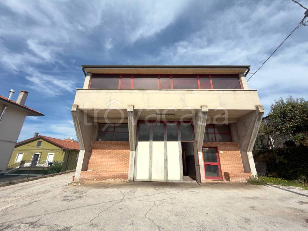 appartamento in vendita a Camerano in zona San Germano
