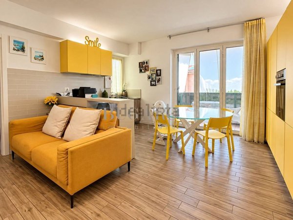 appartamento in vendita a Camerano in zona San Germano