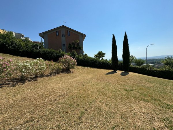 casa indipendente in vendita a Camerata Picena