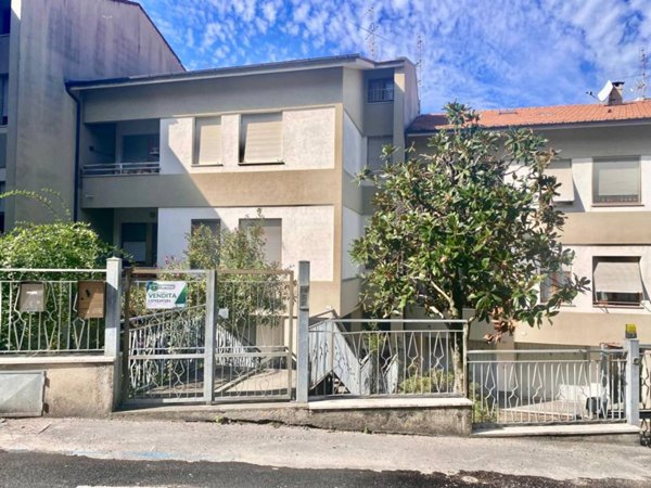 appartamento in vendita a Camerata Picena