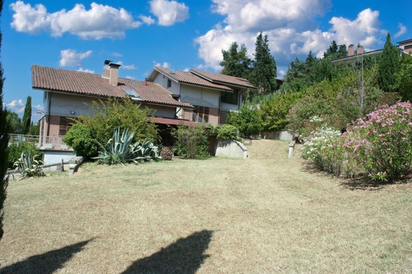 casa indipendente in vendita a Camerata Picena