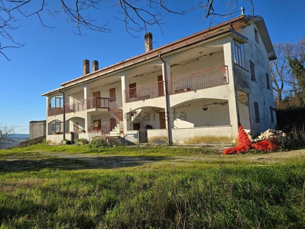 appartamento in vendita a Camerata Picena