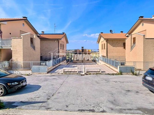 appartamento in vendita a Camerata Picena