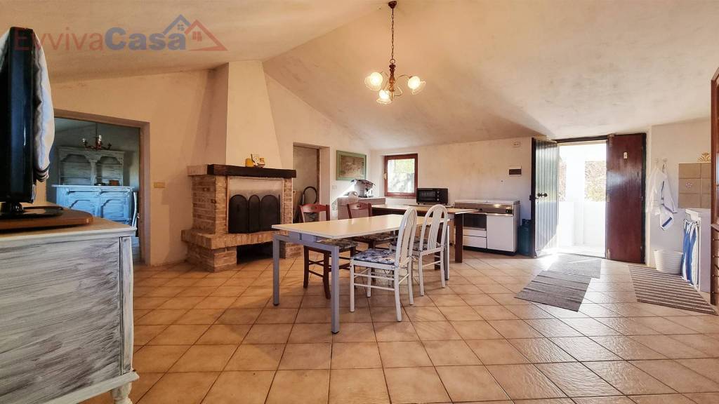 casa indipendente in vendita a Camerata Picena