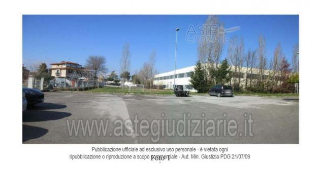 terreno edificabile in vendita a Camerata Picena