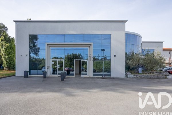 ufficio in vendita a Camerata Picena