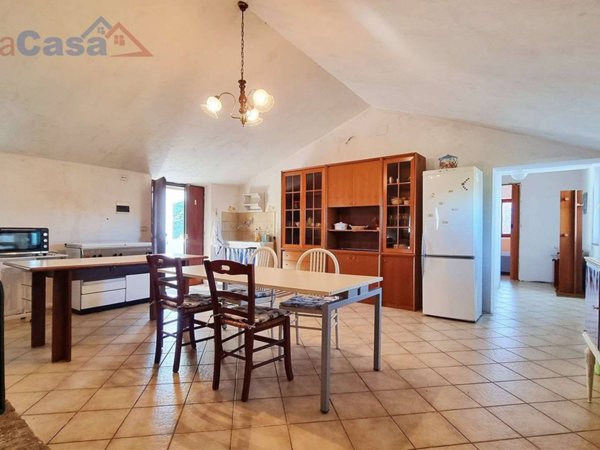 casa indipendente in vendita a Camerata Picena
