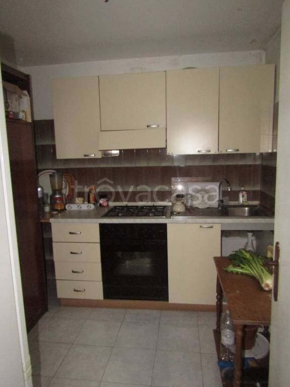 appartamento in vendita a Castelbellino in zona Pantiere