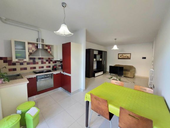 appartamento in vendita a Castelbellino in zona Stazione
