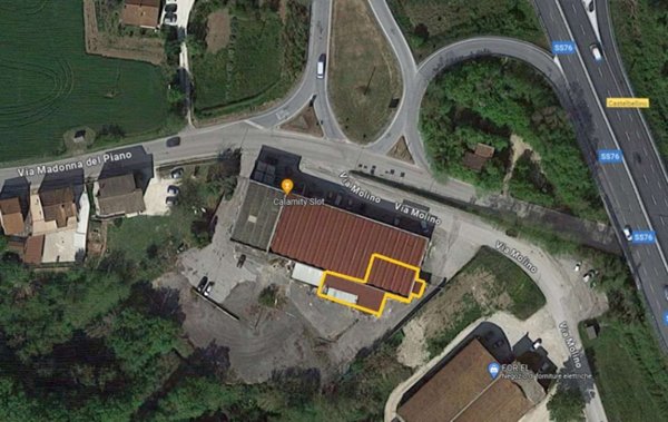 capannone in vendita a Castelbellino