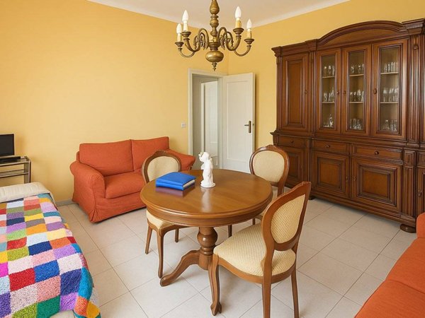 appartamento in vendita a Castelbellino in zona Stazione
