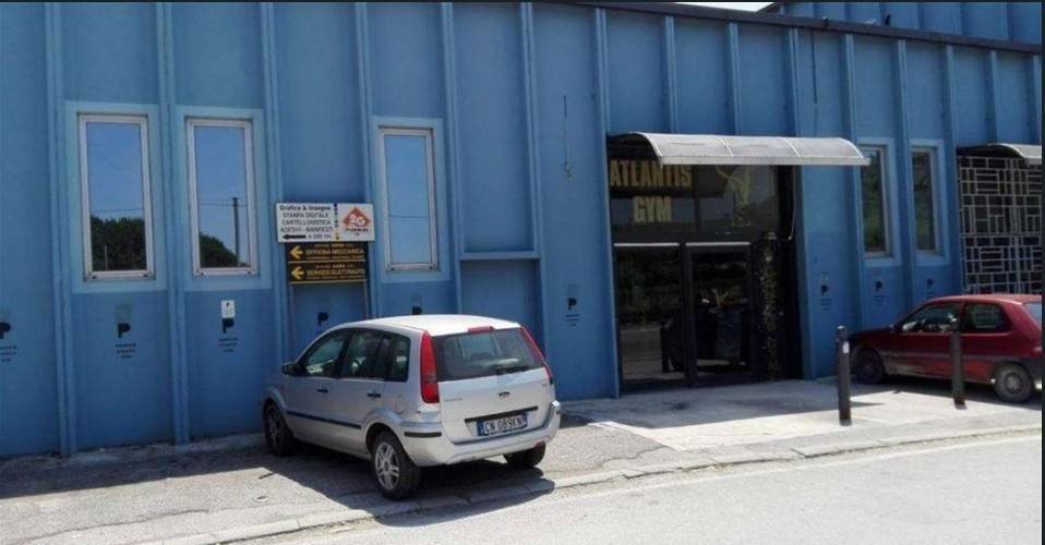locale commerciale in vendita a Castelbellino