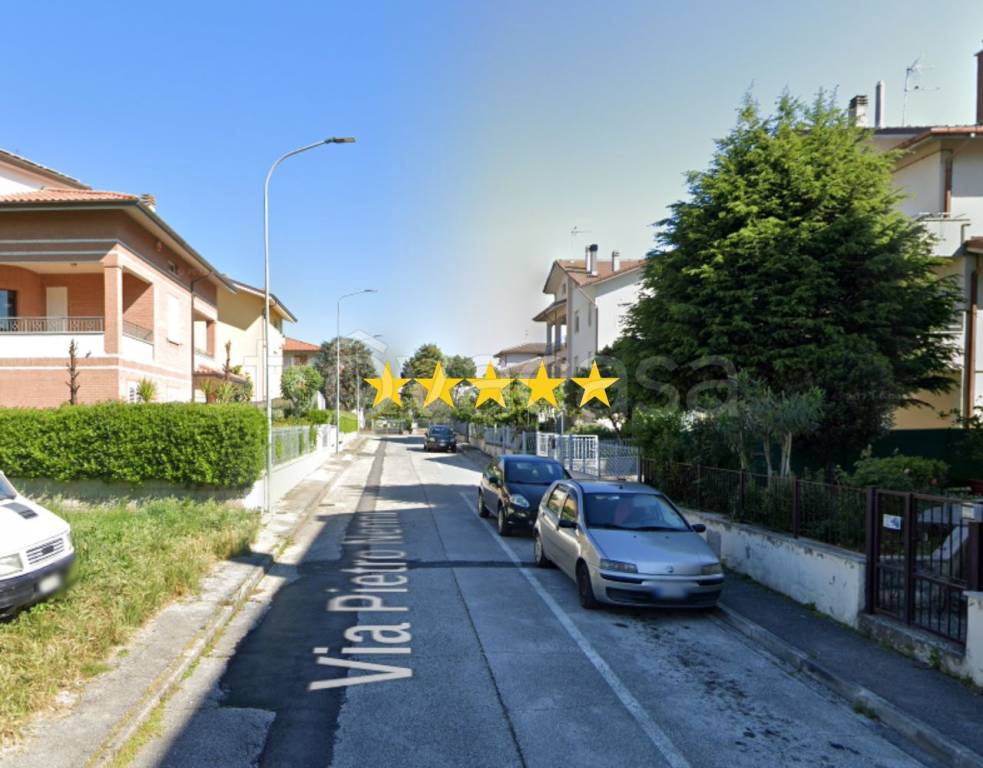 appartamento in vendita a Castelbellino in zona Stazione