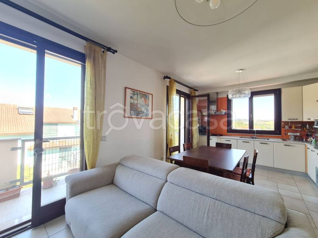 appartamento in vendita a Castelbellino in zona Pantiere