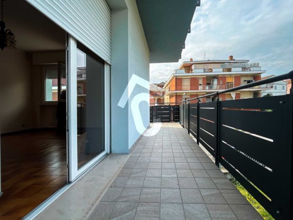 appartamento in vendita a Castelbellino in zona Stazione