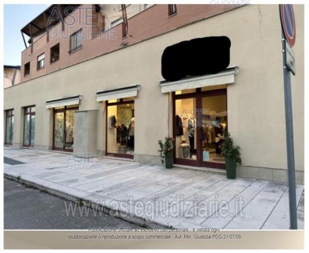 negozio in vendita a Castelbellino in zona Stazione