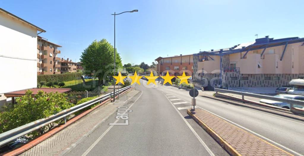 appartamento in vendita a Castelbellino in zona Stazione