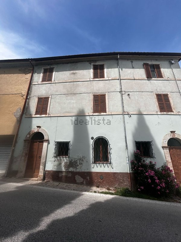 casa indipendente in vendita a Castelbellino