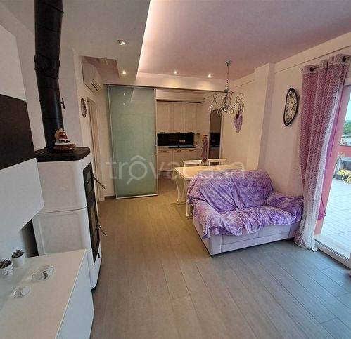 appartamento in vendita a Castelbellino in zona Pantiere