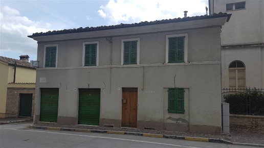 casa indipendente in vendita a Castelbellino