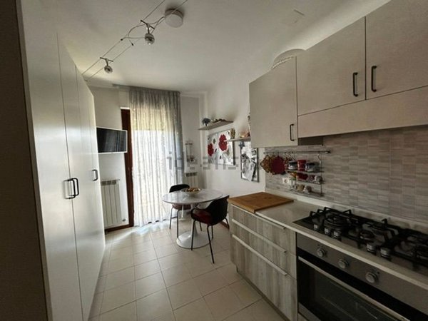 appartamento in vendita a Castelbellino in zona Stazione