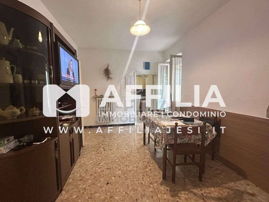 appartamento in vendita a Castelbellino in zona Pantiere