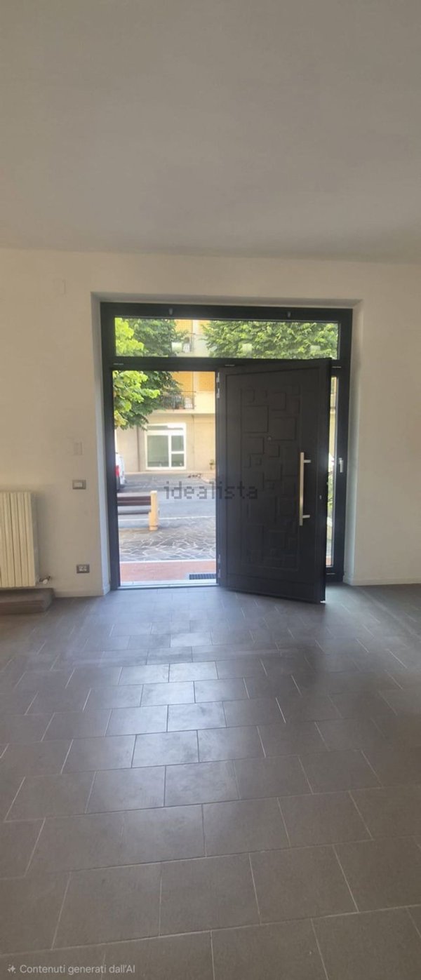 appartamento in vendita a Castelbellino in zona Stazione