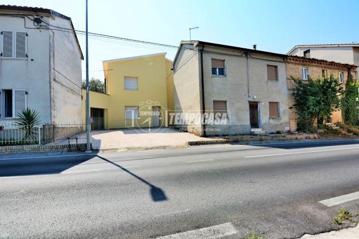 casa indipendente in vendita a Castelfidardo