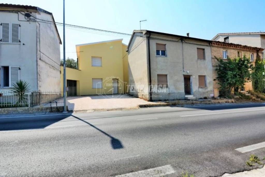 casa indipendente in vendita a Castelfidardo