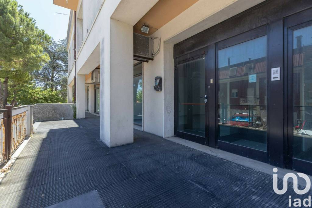 negozio in vendita a Castelfidardo