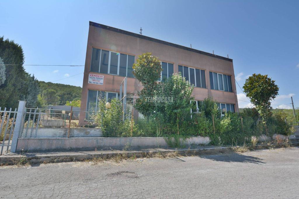 negozio in vendita a Castelfidardo